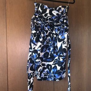 Cute summer dress w/ pockets!